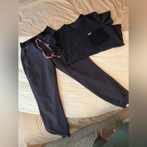 LOWEST PRICE Figs High Waisted Charcoal Set